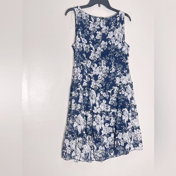 Connected Women's 1 Pc Printed dress Blue Size  10 Petite - Picture 7 of 8